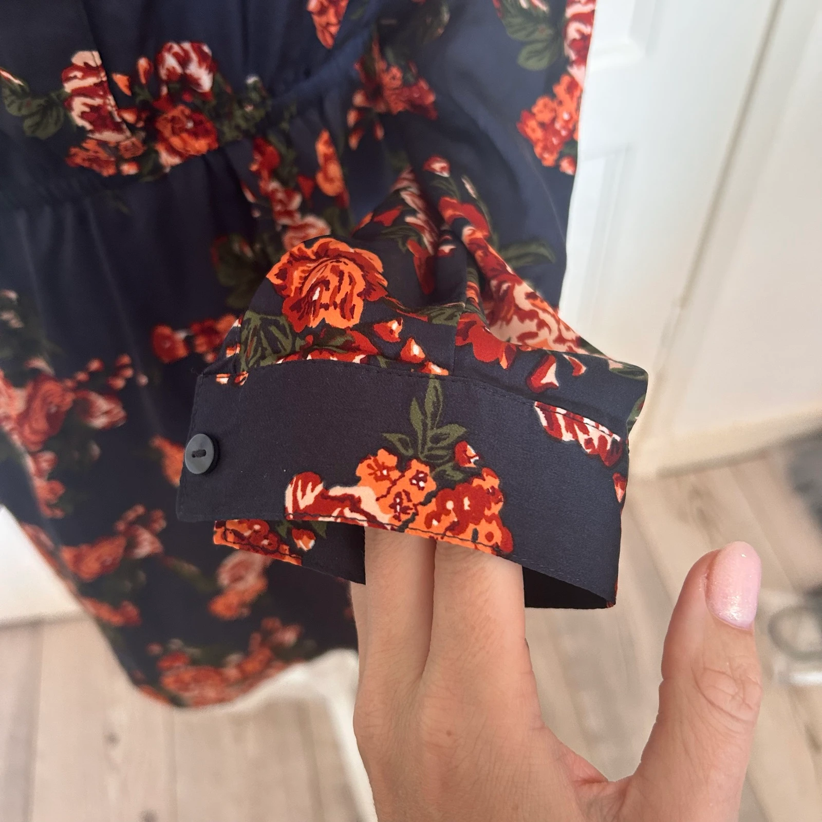 H&M Divided Vestido Estampa Floral Azul Escuro Rosas – Tamanho 38 – photo 4